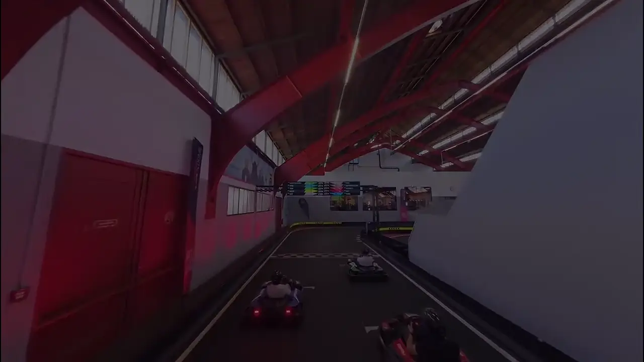 Standbild aus der Produktion für Rotax Max Dome Linz